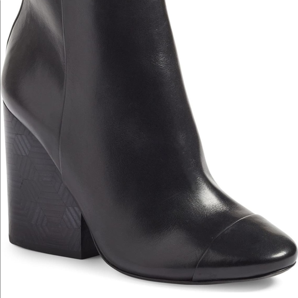 Tory Burch Grove Block Heel Boot — Size 8